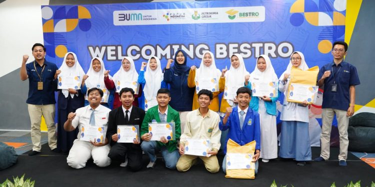 Wujudkan SDM Unggul, Petrokimia Gresik Gelar Pelatihan Softskill Untuk 75 Anak Kurang Mampu di Sekitar Perusahaan