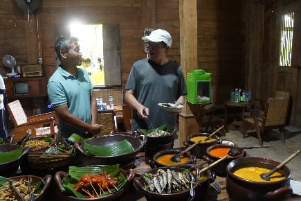 Pj Bupati Bojonegoro Kenalkan Kuliner Khas Desa