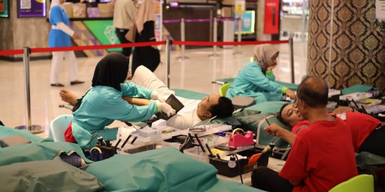 HUT Ke 5, Gressmall Gresik Undang 14 Dokter Spesialis Berikan Layanan Gratis Untuk Pengunjung