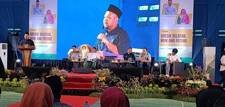 Bahas Infrastruktur dan Kesehatan di Gresik Selatan, Bupati Yani Rembuk Akur Dengan Warga di Tiga Kecamatan