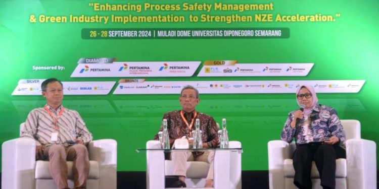 Menteri Perindustrian RI Agus Gumiwang Apresiasi Petrokimia Gresik