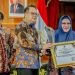 Pemkab Gresik Masuk Tiga Besar Penghargaan TPID Non Pantauan IHK Terbaik di Jatim