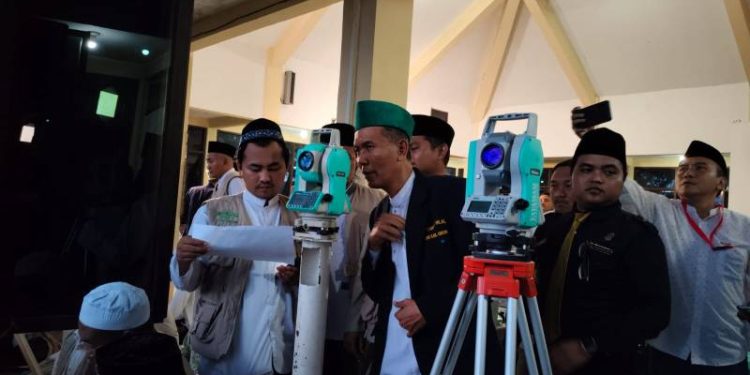 Kapan Lebaran, Sore Ini Kemenag dan LFNU Gresik Pantau Hilal Idulfitri 1446 H di Condrodipo