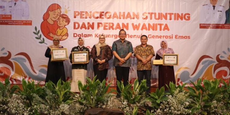 Pemkab Gresik dan PKDI Manyar Sinergi Cegah Stunting dan Edukasi Parenting 