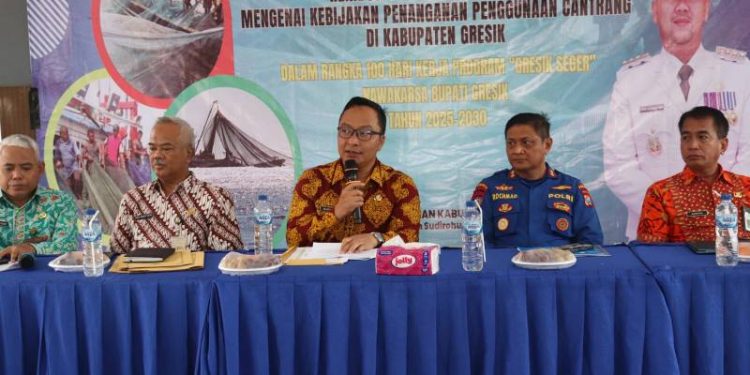 Kurangi Penggunaan Alat Tangkap Cantrang, Pemkab Gresik Gelar Rembuk Akur Bareng Nelayan