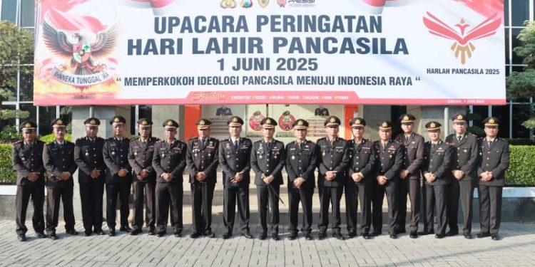 Polres Gresik Gelar Upacara Hari Lahir Pancasila, Kapolres Tekankan Penguatan Nilai Ideologi