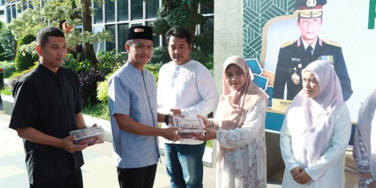 Polres Gresik Salurkan 100 ekor Hewan Kurban di Hari Raya Idul Adha
