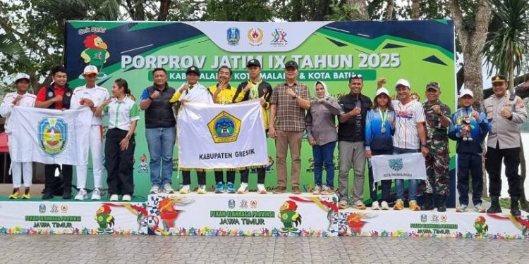 Cabor Baru Triathlon Gresik Sukses Rebut Juara Umum Raih 6 Medali di Porprov IX Jatim 2025