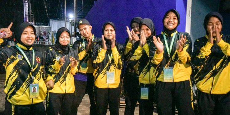 Porprov Jatim IX 2025 Resmi Dibuka, Bupati Dukung Penuh Kontingen Gresik Targetkan 5 Besar