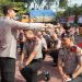 Kapolres Gresik Pimpin Upacara Korp Raport, 58 Anggota Naik Pangkat