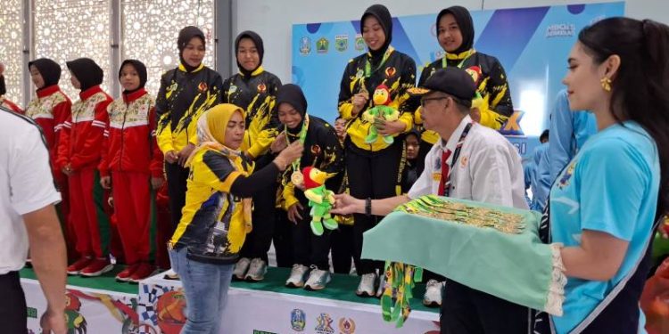 Kontingen Drumband Gresik Raih Juara Umum, Borong 11 Medali di Porprov IX Jatim 2025