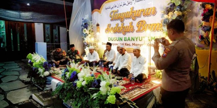 Lestarikan Tradisi, Pemdes Banyuwangi Gelar Sedekah Bumi Sumur Kramat Dusun Banyutami