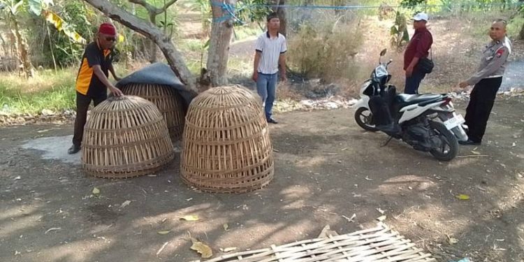 Grebek Judi Sabung Ayam di Menganti, Polres Gresik Amankan Sejumlah Barang Bukti
