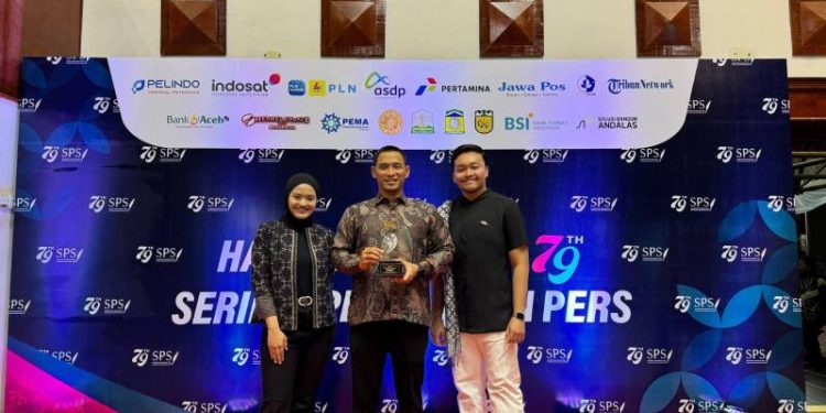 Kelola Komunikasi Perusahaan Dengan Baik, Petrokimia Gresik Raih 3 Penghargaan Tingkat Nasional