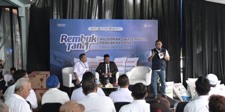 Harga Pupuk Subsidi Turun, Pupuk Indonesia Grup Gerak Cepat Penuhi Kebutuhan Musim Tanam Petani