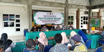Desa Mentaras Gandeng YLBH Fajar Trilaksana Gelar Penyuluhan Hukum Gratis