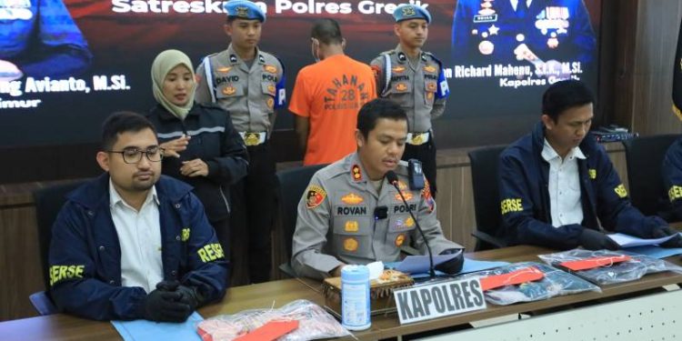 Empat Tahun Cabuli Anak Kandung, Warga Bungah Gresik Diringkus Polisi