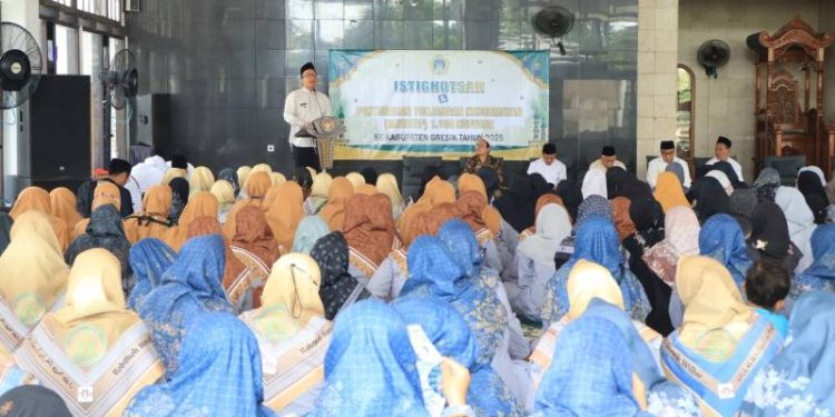 Dukung Penjaga Al-Qur’an, Pemkab Gresik Serahkan Insentif Kehormatan Tahap Kedua bagi Huffadz