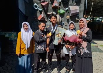 Dua Atlet Panjat Tebing Peraih Emas SEA Games 2025 Pulang Kampung ke Gresik