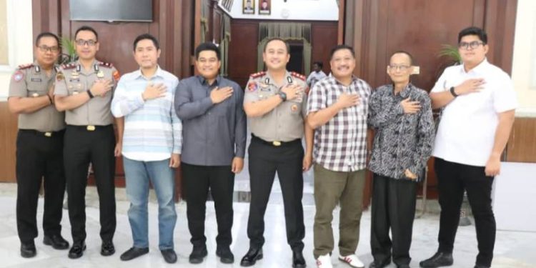 Perkuat Kolaborasi, Kapolres Gresik AKBP Ramadhan Nasution Bertemu Pimpinan DPRD