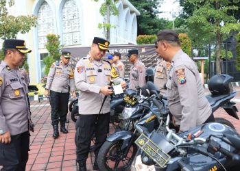 Kapolres Gresik Periksa Langsung Kendaraan Dinas, Pastikan Siap Layani Masyarakat