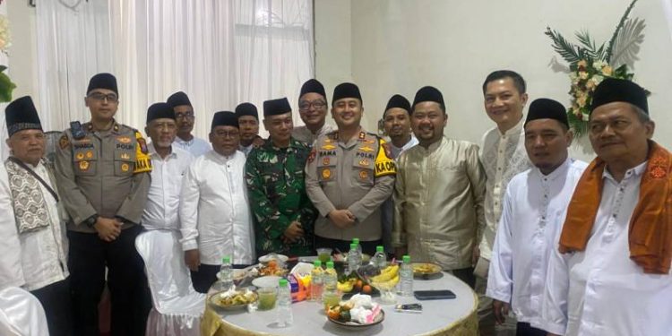 Perkuat Sinergi Kamtibmas, Kapolres Gresik Hadiri Safari Ramadan bersama Forkopimda di Driyorejo