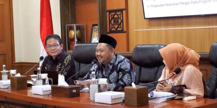 Bupati Gresik Dukung Program Pangan Aman Terpadu, Dorong BPOM Perluas Layanan Untuk UMKM Dapatkan Izin Edar Produk