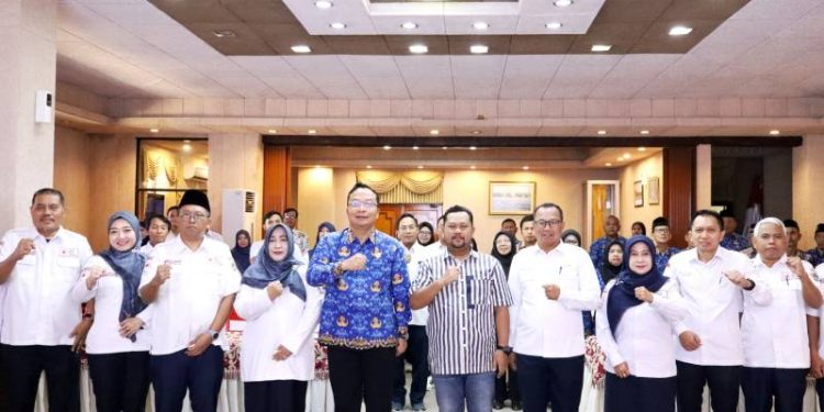 Bupati Yani Minta PMI Gresik Tingkatkan Kesiapsiagaan Hadapi Perubahan Iklim