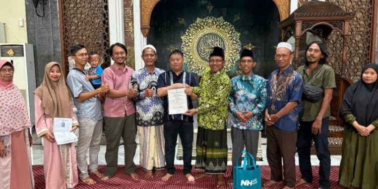 eLMC-DMI Gresik Ikrarkan Mualaf Asal Cina Bekerja di PT Xinyi KEK JIIPE Manyar
