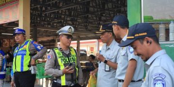 Keselamatan Penumpang Jadi Prioritas, Satlantas Polres Gresik Bersama Dirjen Hubdat Gelar Ramp Check Bus di Rest Area 726 B