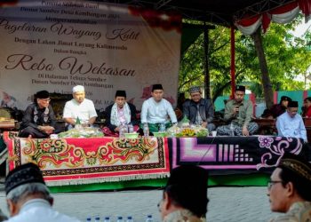 Rebo Wekasan di Telaga Sumber, Bupati Gresik Ajak Masyarakat Rawat Tradisi dan Perkuat Kerukunan