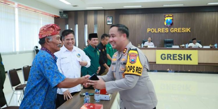 Polres Gresik Gandeng Mahasiswa dan Tokoh Masyarakat Perkuat Persatuan di Era Digital