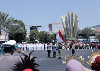 Upacara HUT ke-81 RI Berlangsung Khidmat, Kapolres Gresik: Generasi Muda Harus Jadi Penerus Semangat Pahlawan
