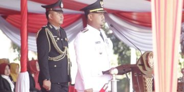 Remisi Hingga Penyerahan Ambulans untuk Perkuat Layanan Kesehatan Warnai Upacara HUT RI ke-81 di Pemkab Gresik