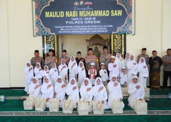 Polres Gresik Peringati Maulid Nabi 1448 H, Santuni Anak Yatim dan Perkuat Nilai Keteladanan