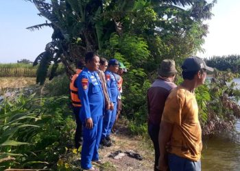 Respons Cepat Polsek Menganti Bersama Tim Gabungan, Korban Tenggelam di Tambak Gresik Berhasil Ditemukan