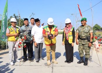 JPD Klampok-Munggugebang Dibeton, Bupati Yani Pastikan Pembangunan Jalan Berlanjut hingga 2027