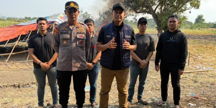 Polres Gresik Gerak Cepat Cek Aduan Dugaan Arena Sabung Ayam di Menganti, Fasilitas Langsung Dimusnahkan