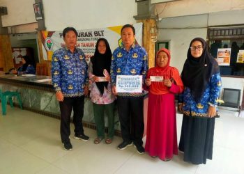 Saat Rp300 Ribu Begitu Berarti, BLT Dana Desa Menyentuh 13 Keluarga di Segoromadu