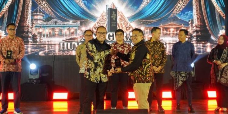 Komunikasi Kuat Dan Berdampak, Petrokimia Gresik Borong Tujuh Penghargaan AHI 2026