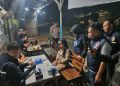 Kapolres Gresik Pimpin Operasi Gabungan Miras dan Narkoba, Puluhan Pengunjung Kafe di Tes Urine