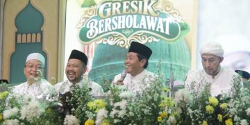 Gresik Bersholawat, Ribuan Jamaah Padati Halaman Pemkab Gresik