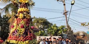Merawat Tradisi, Warga Pongangan Gelar Kirab Tumpeng Raksasa