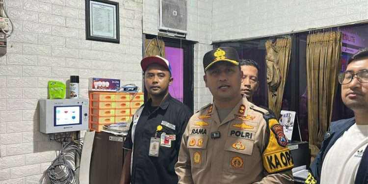 Isu Kelangkaan BBM, Polres Gresik Pastikan Stok di Sejumlah SPBU di Gresik Aman