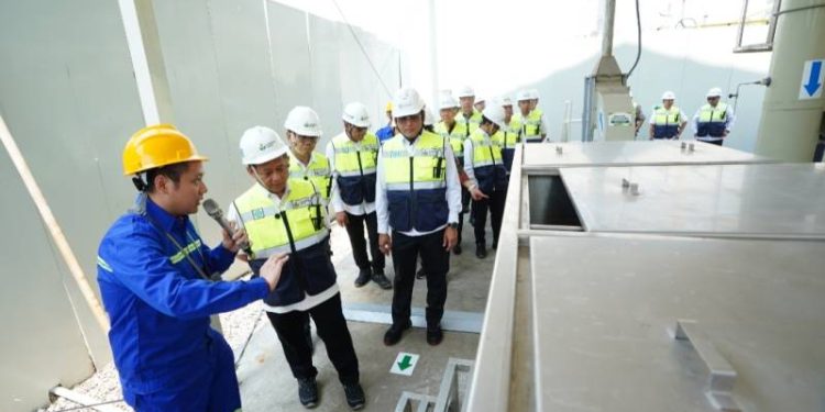 Kunjungan Ke Gresik, Menteri Perindustrian Sarmuji: Petrokimia Gresik Akan Cetak Sejarah Industri Hijau Lewat Proyek CCU